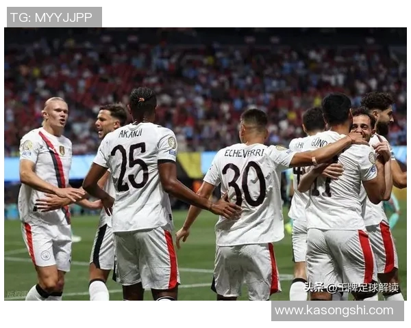 足球明星瞬间定格摄影师捕捉绿茵场上的辉煌时刻与激情瞬间