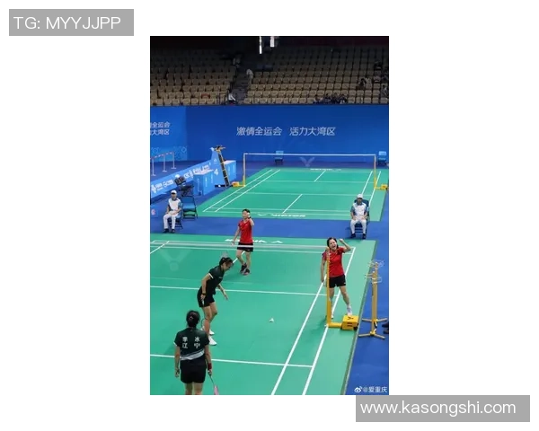 重庆羽毛球队在钻石联赛中以87分稳居积分榜首位展现强劲实力